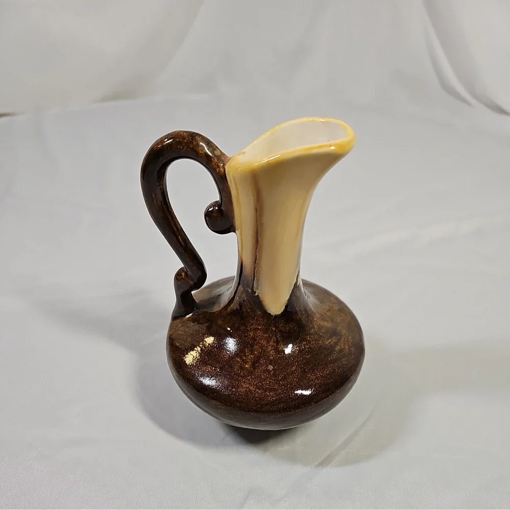 Vintage 1968 Dalton USA Brown Drip Glaze Genie Pitcher Vase Ceramic Ewer